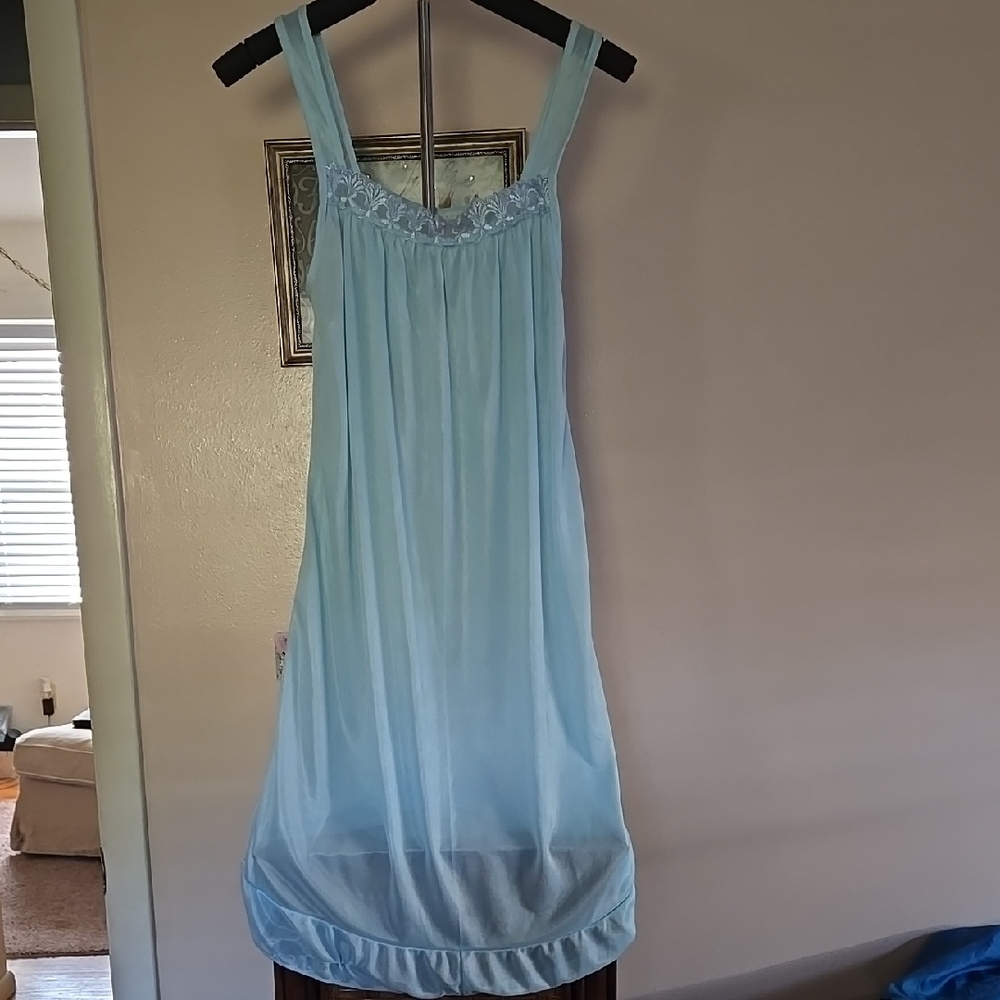 Elegant Blue Women's Nightgown